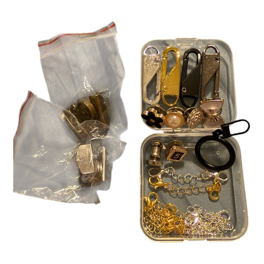 Busy Woman’s Wardrobe and Beauty Emergency Kit